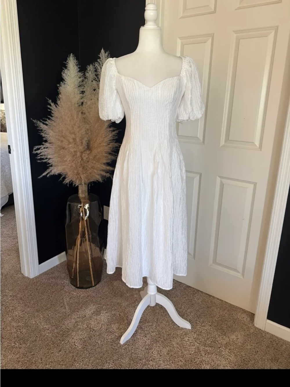 Lulus Heavenly Energy White Textured Puff Sleeve Pleated Midi Dress size Small - Picture 5 of 12